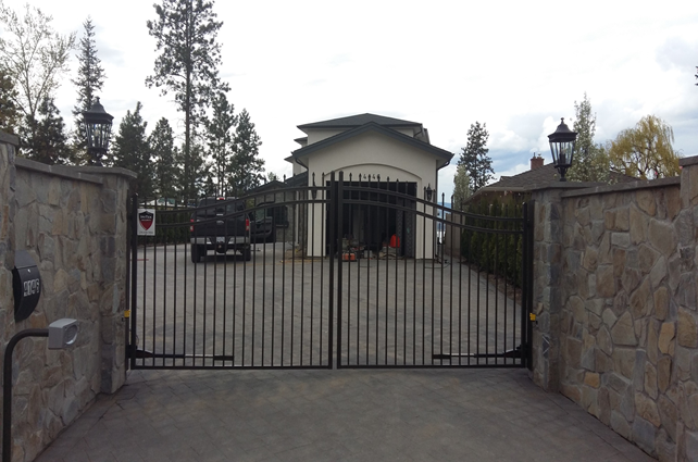 Rite-Way-Fencing-estate-gates